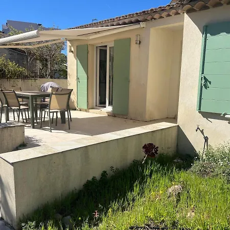 Casa de Férias Esterel, Centre Ville, Jardin Arbore Et Plages *